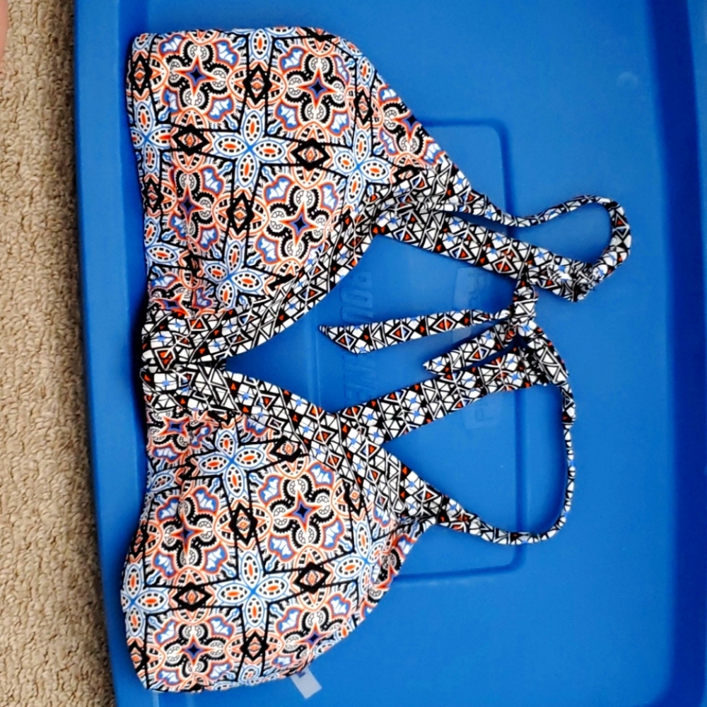 Bikini top